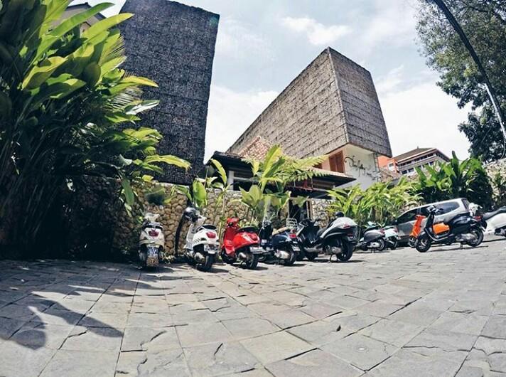Flores Gallery Hotel Bandung Kültér fotó