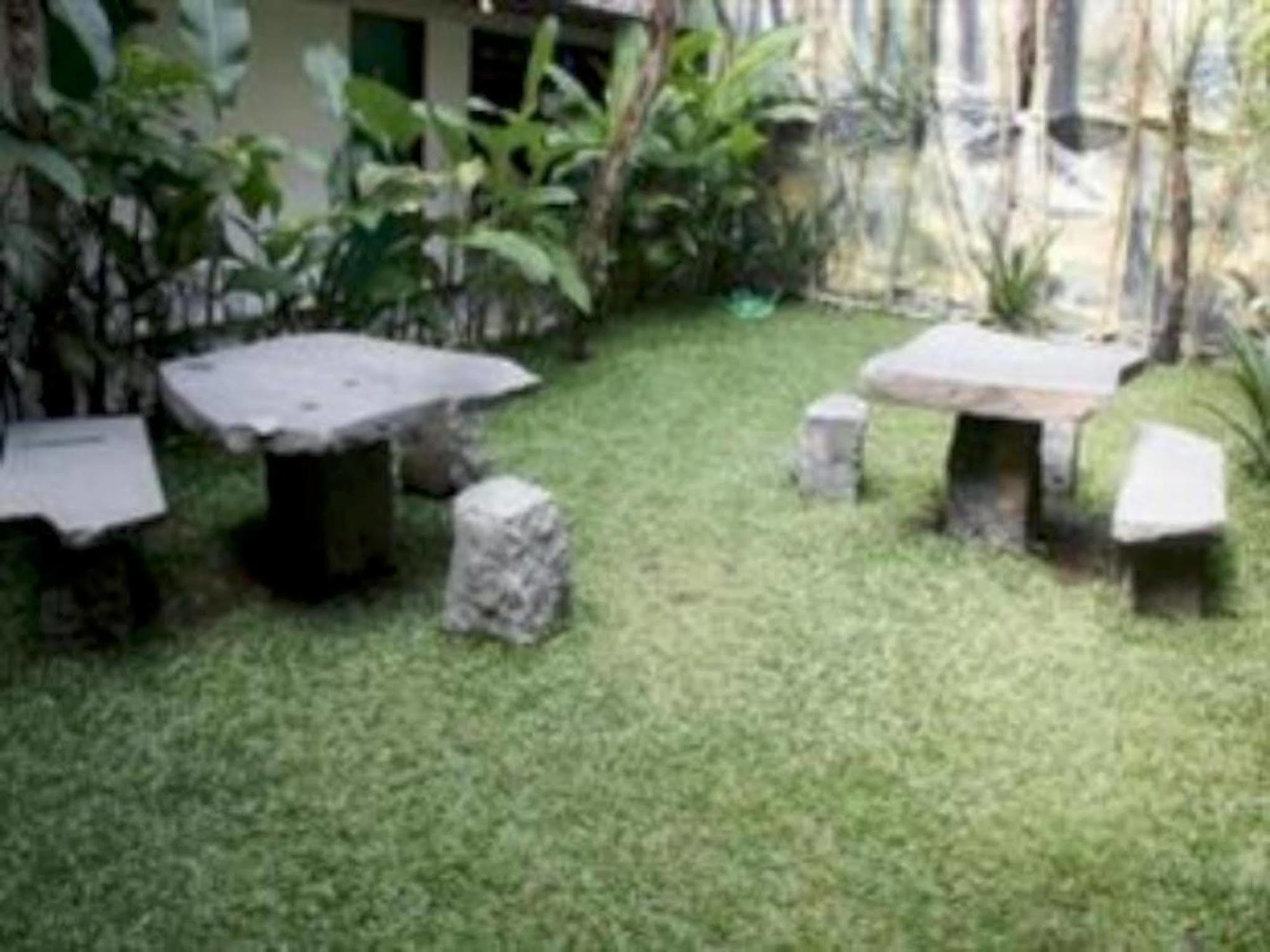 Flores Gallery Hotel Bandung Kültér fotó